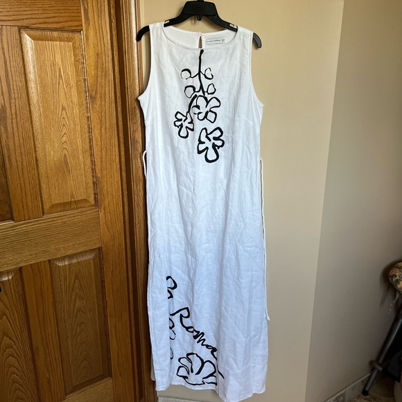 Nahana Floral Sketch Linen Dress - Picture 3 of 10